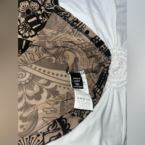 SHEIN blouse - Picture 4 of 4